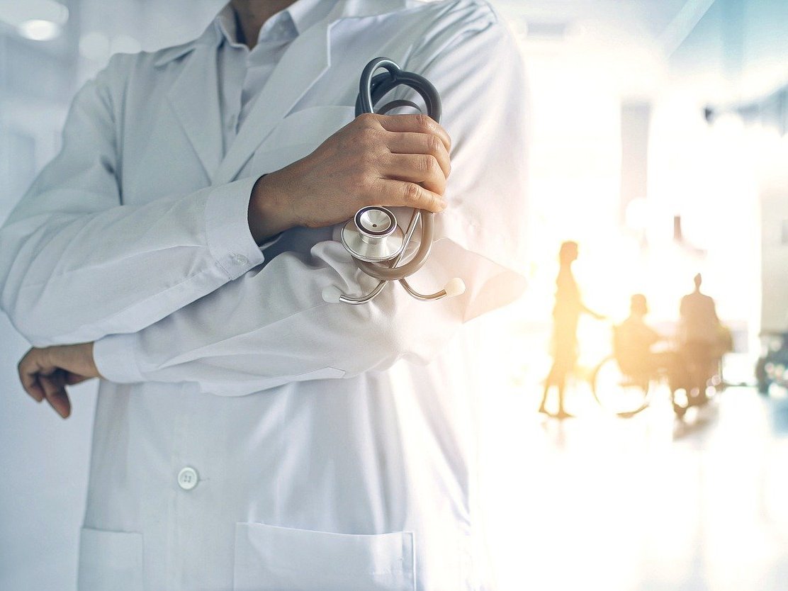 Arzt im Krankenhaus